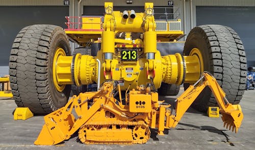 Komatsu D10S-1 restored loader with machine wheel base